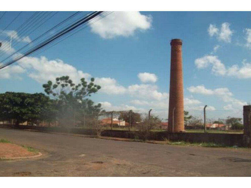 Terreno em leilão com 3.511m² em Ourinhos/SP