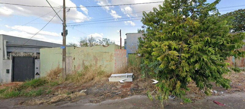 Terreno com 342m² em Uberlândia/MG