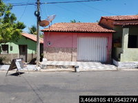 Casa com 3 Quartos e Área de Serviço em Santa Luzia