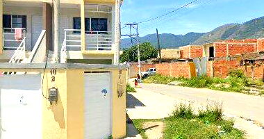 Casa com 1 quarto, 1 banheiro, 1 vaga e 37,59m² construída