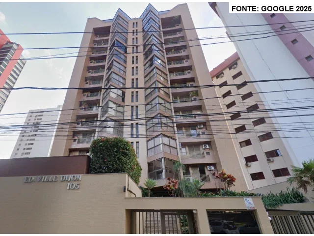Cobertura duplex com 4 suítes, 7 banheiros e 396,40m²