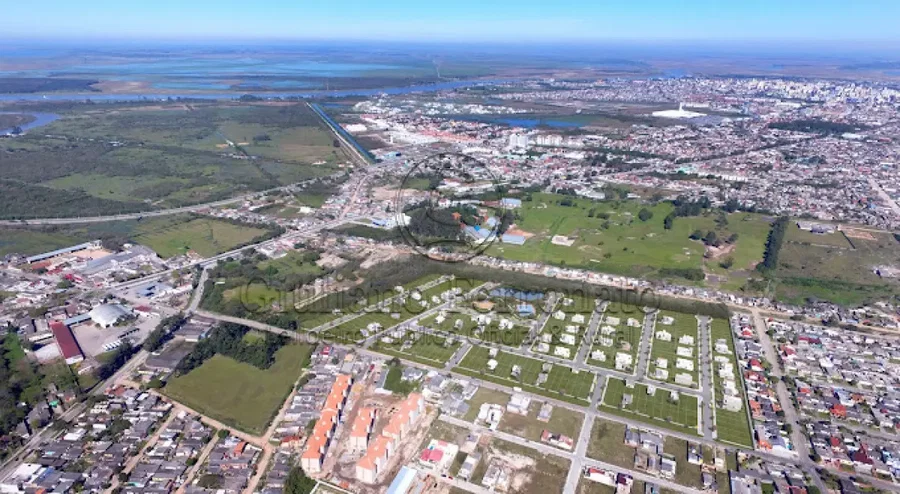 Terreno Urbano em Loteamento com 177,69m²