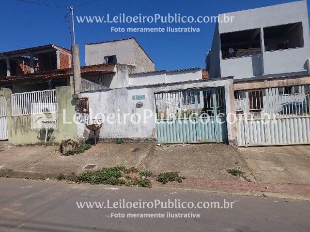 Casa 2 quartos, 1 banheiro, 45,82m² construída, 1 vaga