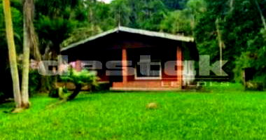 Chácara em Embu das Artes/SP - Ideal para Lazer e Investimento