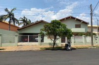 Casa com 713m² em Penápolis/SP - 5 suítes e área gourmet