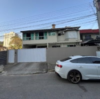 Imóvel com 303,96m² e Benfeitorias em Itapema/SC