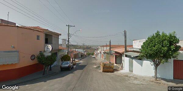 Terreno com 138m², sem benfeitorias, declive acentuado