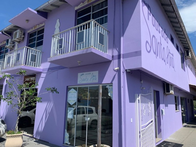 Conjunto Comercial e Residencial com 10 Unidades em Florianópolis