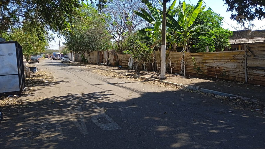 Terreno de 450 m² em Vila Elisa
