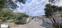 Terreno de Esquina em Condomínio com 611m²