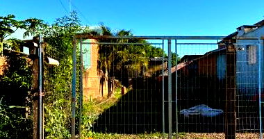 Casa de Madeira com Terreno em São Sebastião do Caí/RS