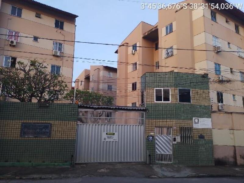 Apartamento 3 quartos, 82m², 2 banheiros e 1 vaga em Fortaleza