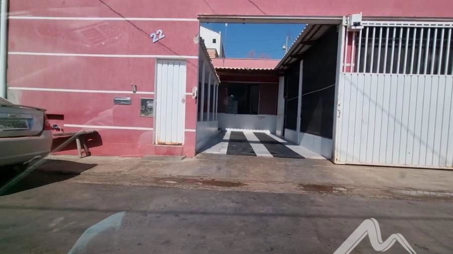 Galpão Comercial de 240m² em Medeiros/MG - Oportunidade Única!