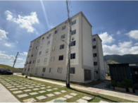 Apartamento com 2 quartos e 1 vaga em Nova Iguaçu