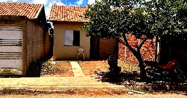 Casa com 54m² construída, 3 quartos, 1 banheiro, desocupada
