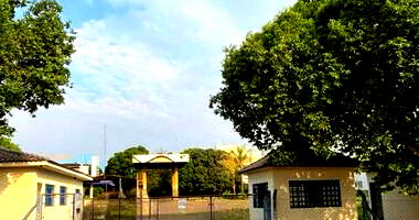 Terreno Amplo com Construção em Marialva