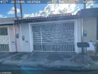 Casa em Marília/SP com 2 Quartos e 49,17m² de Área Privativa