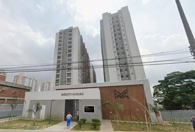 Apartamento com 1 vaga, 37m² úteis, em condomínio com piscina