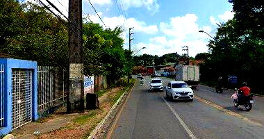Casa com 3 quartos, 1 banheiro, 141.8m² construída, desocupada