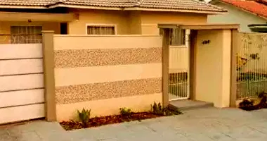 Casa com 3 quartos, 2 banheiros, 2 vagas, 134,55m² construída, imóvel ocupado