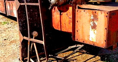 Elevador Industrial de Canecos com Gerador e Tubos