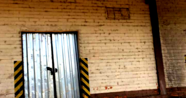 Prédios e Galpão com Terreno Amplo em Pinheiro Preto/SC