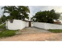 Casa com 2 vagas, 175m² construídos, ocupada