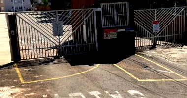 Box de Garagem em Condomínio