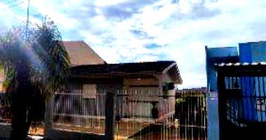 Casa Ocupada em Passo Fundo - RS com 460m² de Terreno