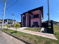 Casa com piscina e 6 dormitórios em condomínio de luxo