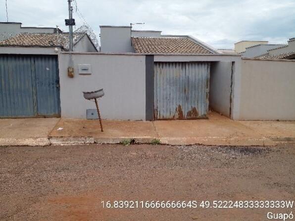 Casa com 2 quartos, 1 banheiro, 78m² área privativa, 1 vaga