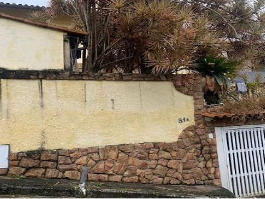 Casa 143m² em Realengo - RJ com 2 praças e 63% de desconto