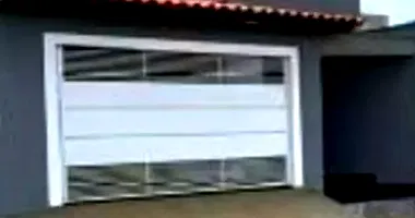 Casa em leilão com 3 quartos e 2 banheiros