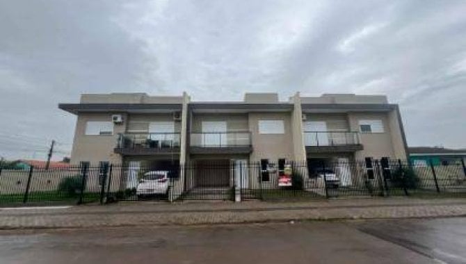 Casa com 160 m², 3 quartos, 2 banheiros, ocupada, em Pinheiro Machado, Santa Maria - RS