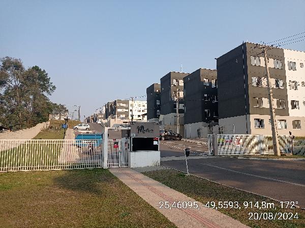 Apartamento com 2 Quartos e 1 Vaga em Campo Largo