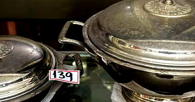 Conjunto de 2 Sopeiras com Tampas - Antiguidades