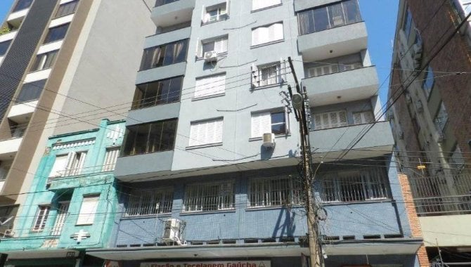 Sala Comercial Ampla com 378 m² em Porto Alegre