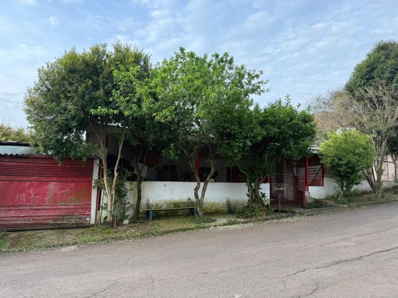 Terreno Urbano com Construção Mista
