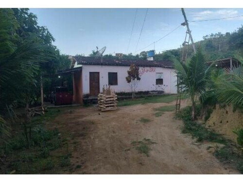 Casa Ocupada em Corte de Pedra, Presidente Tancredo Neves/BA