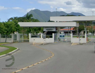 Casa geminada com 48,05 m² e 3 vagas, ocupação não informada