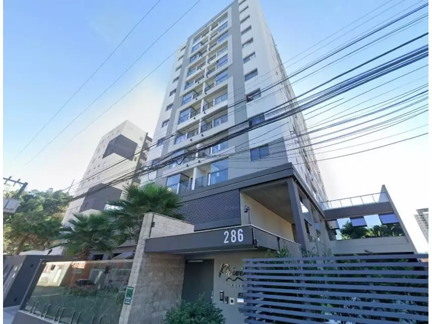 Apartamento em Leilão na Praia Brava de Itajaí com 1 Vaga