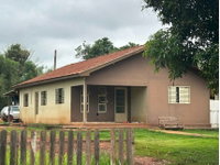 Casa padrão ocupada 100m² em leilão - Sitiocas Campina Verde