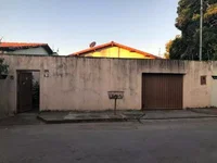 Casa de alto padrão com 193m² em Janaúba/MG - Leilão Santander