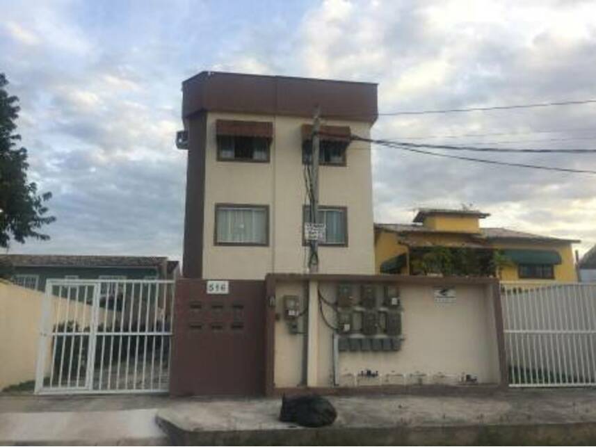 Apartamento em Leilão com 1 Vaga em Rio das Ostras/RJ