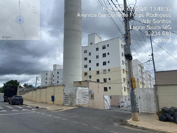 Apartamento com 2 Quartos e 1 Vaga em Lagoa Santa