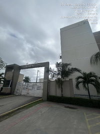 Apartamento com 2 Quartos e Vaga na Garagem em Residence Ville