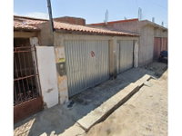 Casa ocupada com 138,60 m² em leilão