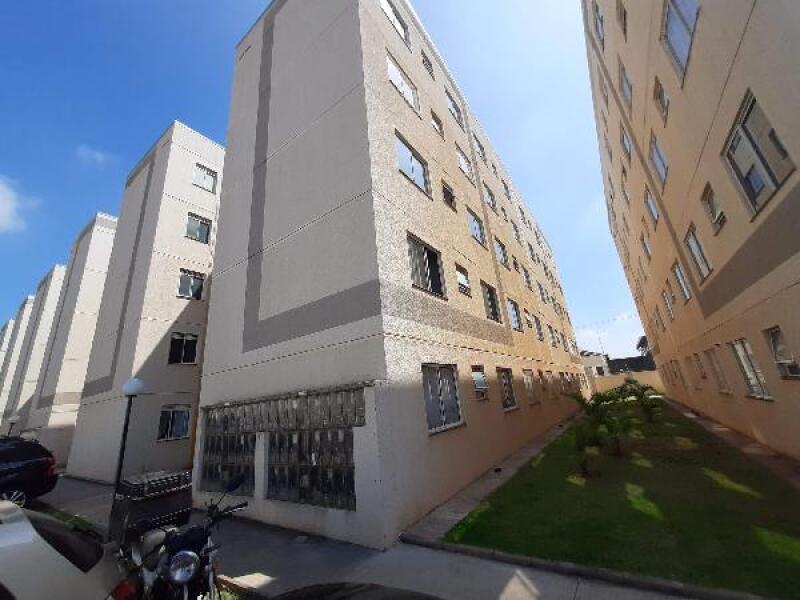 Apartamento com 2 quartos, 1 banheiro e 1 vaga