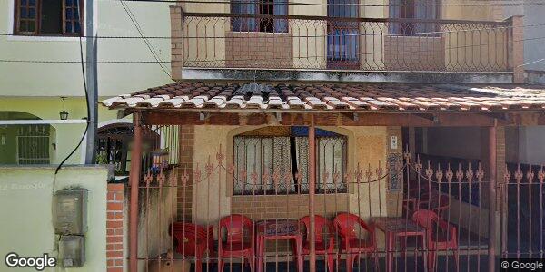 Casa 2 quartos, 1 banheiro, 1 vaga, 63m² construída, desocupada