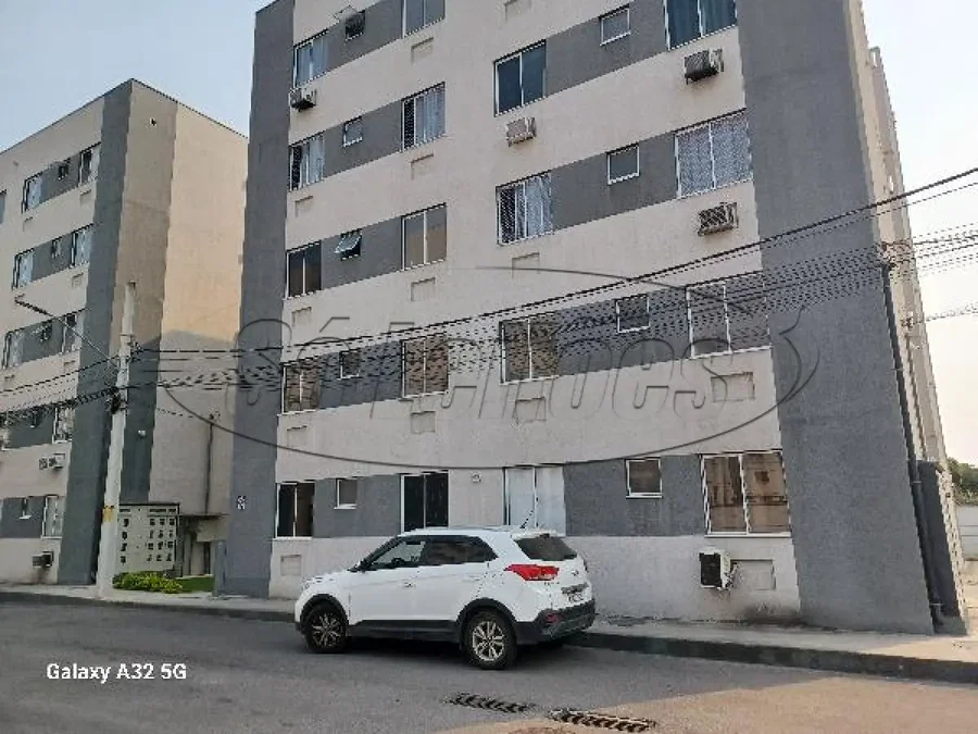 Apartamento com 1 vaga de garagem em Santa Cruz